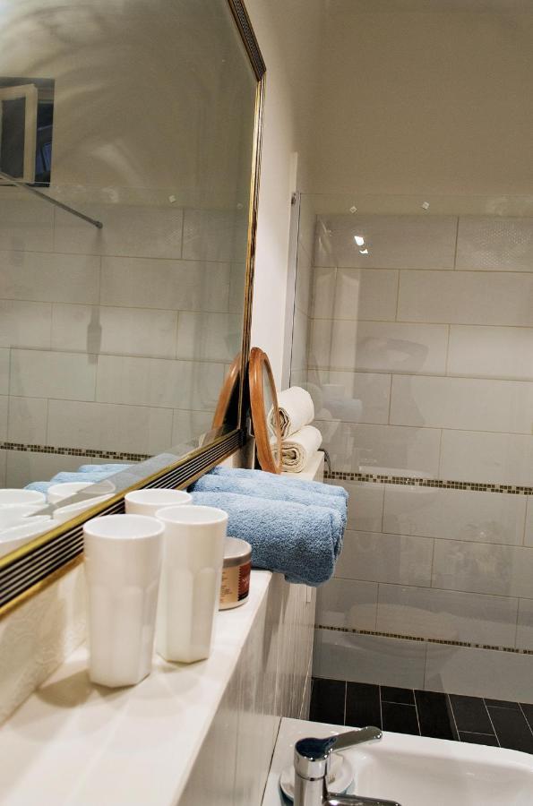 Adorable, Cosy Apartment At The Heroes' Square Budapest Budapeste Exterior foto